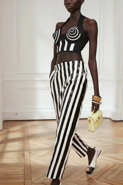 Look 7